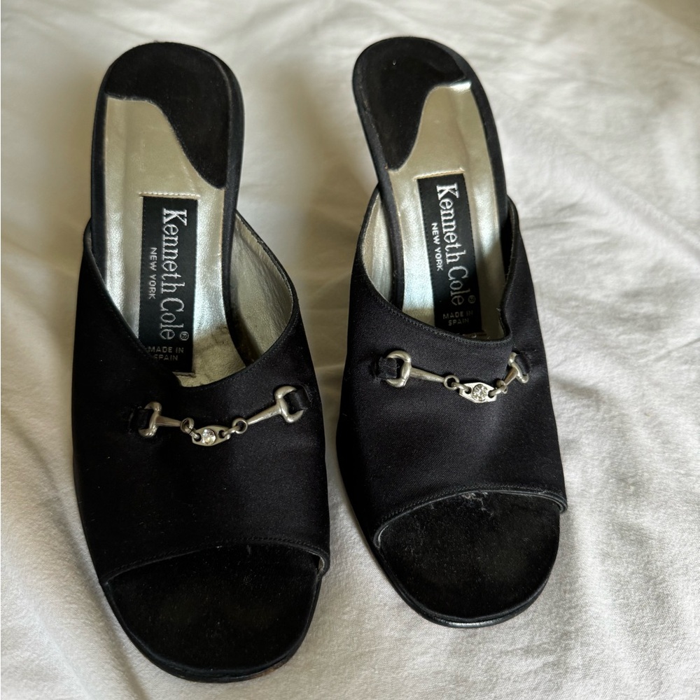 Kenneth Cole Heels (size: 8 1/2)